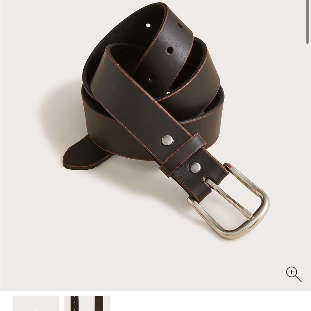 Round-buckle jeans belt in leather